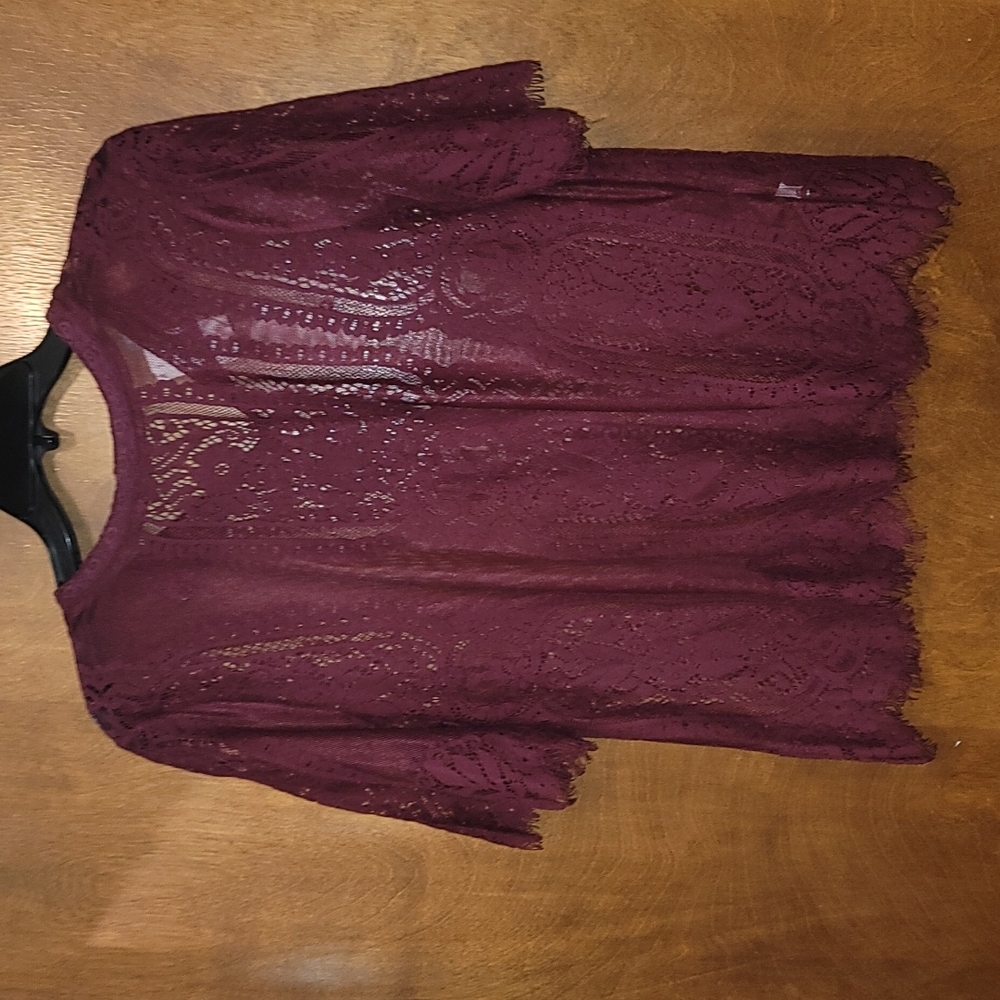 NWT Short Sleeve Lace Blouse BRAND:Neiman Marcus Sz M